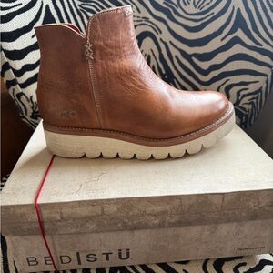 BED|STU Women's Tan Rustic  Leather Lydi Booties